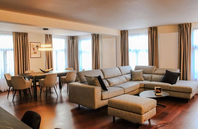 Modern and Stylish! Luxury apartment in the center of Antwerp. Private parking and fully serviced.
