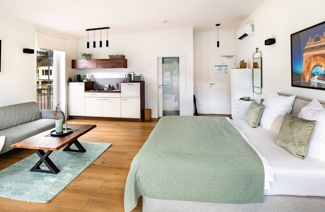 Modern apartment (44sqm) with kitchen