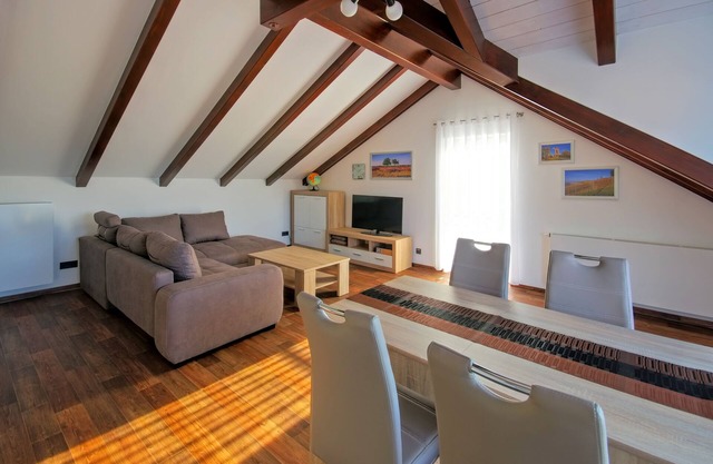 Modern apartment with plenty of space for 4 people