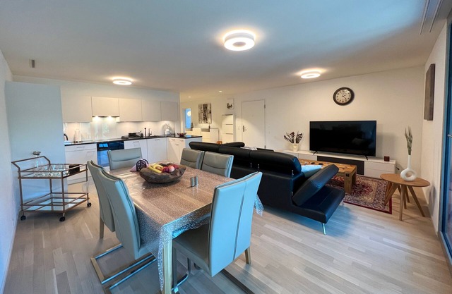 Modern & beautiful 4.5 rooms apartment welcomes you for homely & cozy experience