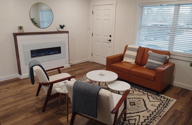Modern Boho Retreat with Piano. Fenced and Gated in Central Florida!