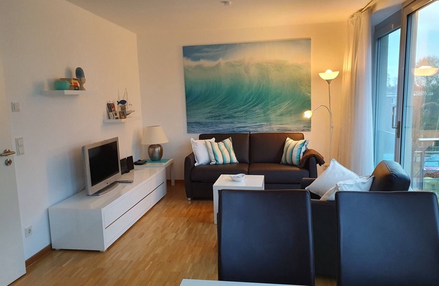 Modern, bright 2 room apartment with wifi