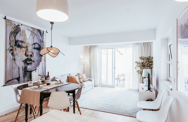 Modern & Charming Alges by GT House