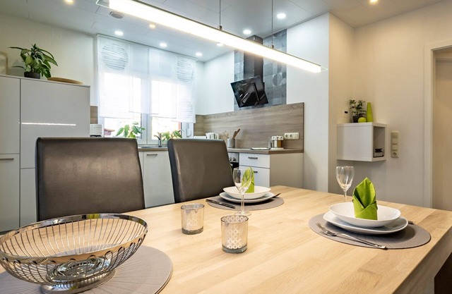 Modern, comfortable vacation apartment with terrace, on the Main Valley cycle path,