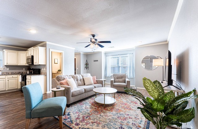 Modern, family-friendly home 10 minutes from the U of A & Dickson Street