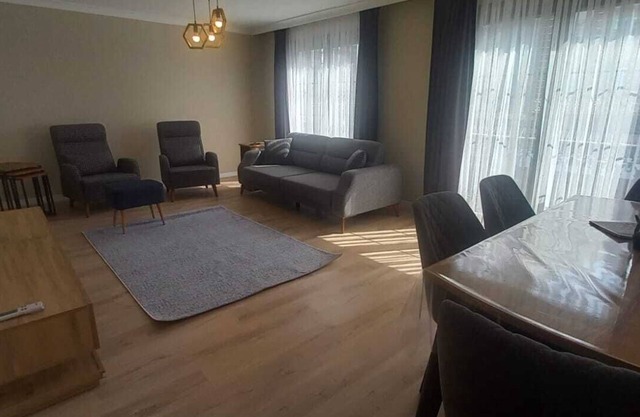 Modern Flat #3