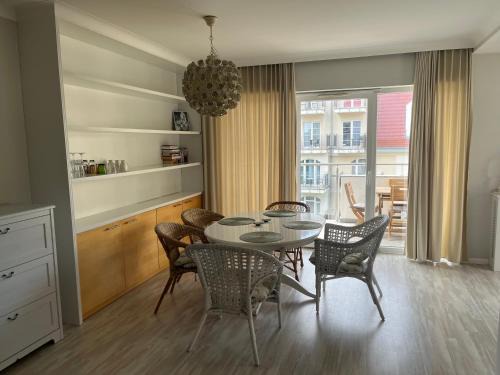 Modern flat close to the beach