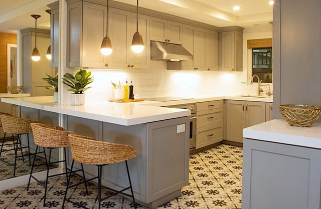 Modern & Fresh Dreamy Coastal with an Ocean View!