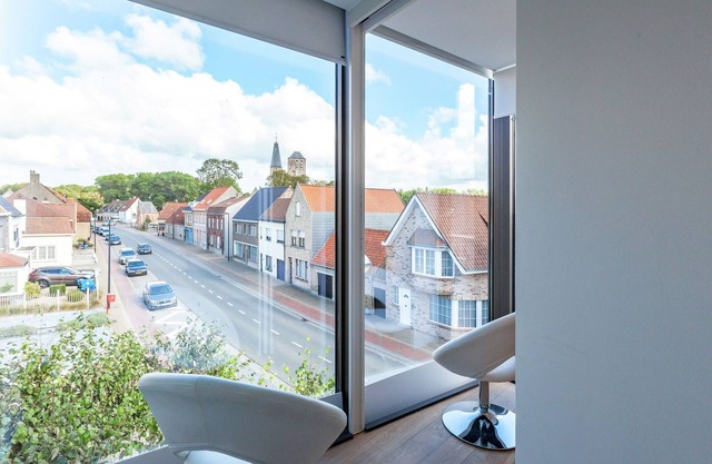 Modern holiday home near Bruges and the North Sea