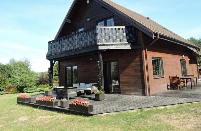 Modern holiday homes for 8 people with the pool