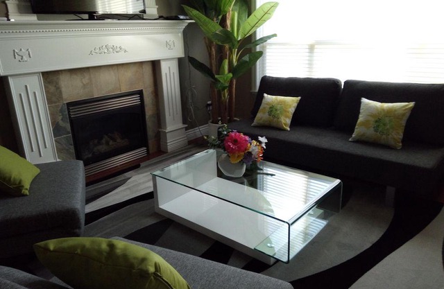 Modern Home in Cloverdale