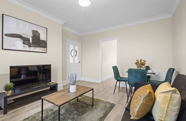 Modern Home in Johnstone, Renfrewshire