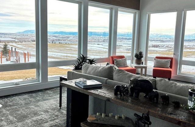 Modern Home Majestic Views