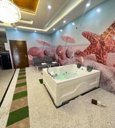 Modern home Shore stay by Cama villa