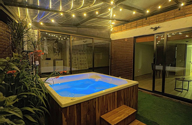 Modern home with private jacuzzi