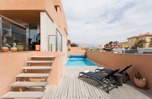 Modern House With Private Swimming Pool