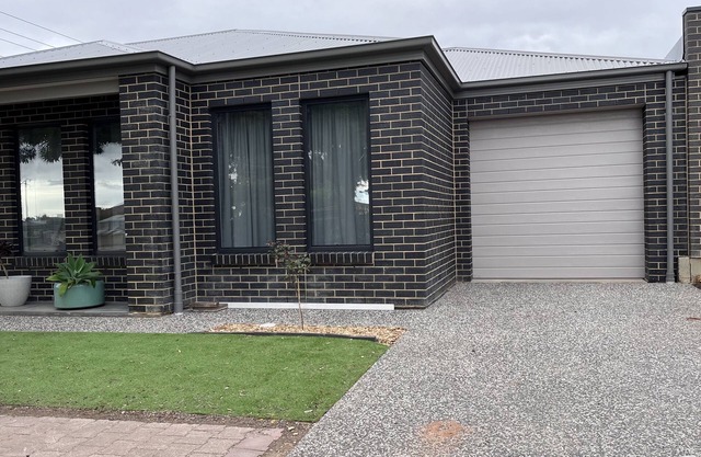 Modern House in Newton