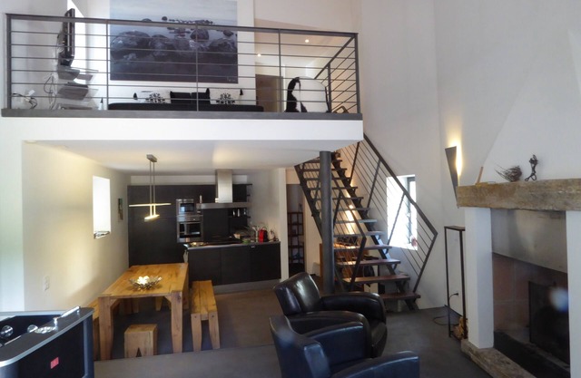 Modern loft in Ticino, quiet location, family-friendly, pool