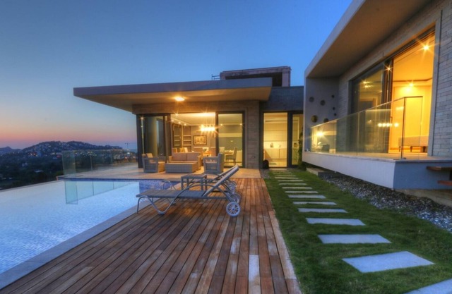 Modern Luxury Villa in close to Yalikavak Center!
