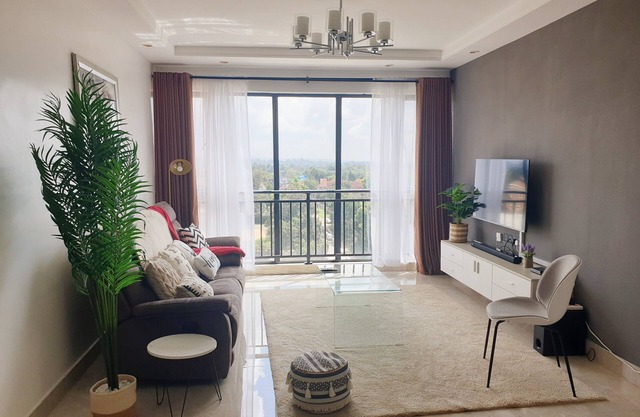 Modern, minimalist, apt w/open view balcony + gym