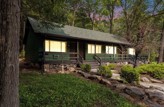 Modern Pocono Retreat | Firepits