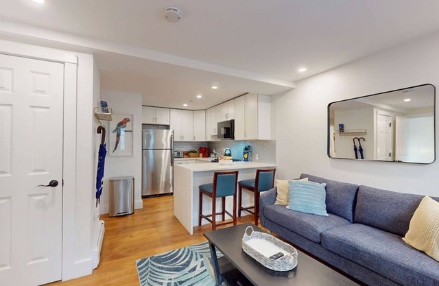 Modern Renovated 1BR w/Pvt Entrance – Prime Loc