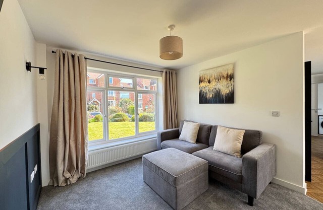 Modern & Spacious Home in Exeter