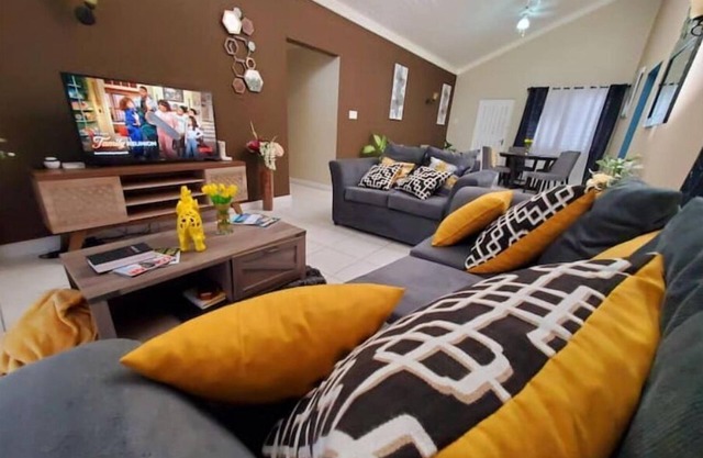 Modern, Stylish 4-BR Home Cherry Gardens Kingston