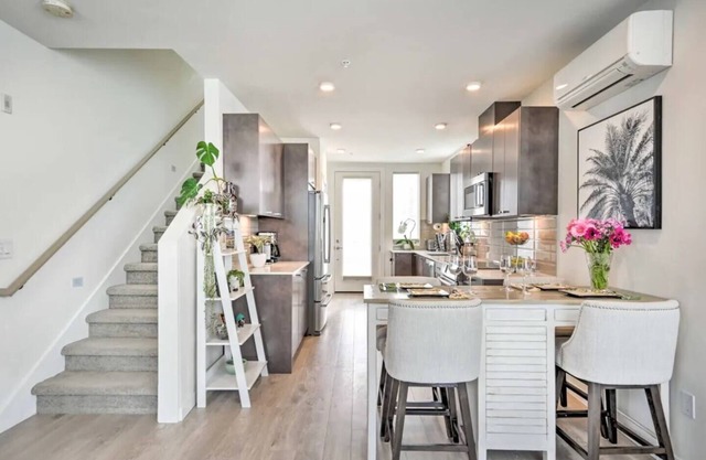Modern Townhome in Ballard with Private Roof Deck