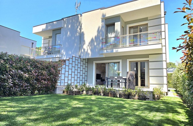 Modern Villa at Perla Resort 150
