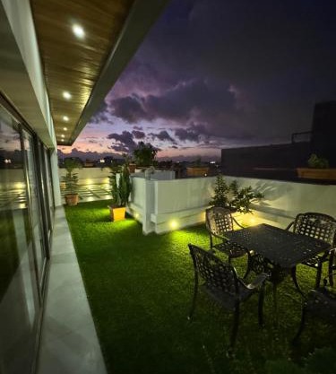 Moderne 2 bed Penthouse