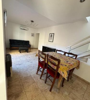 Moderno departamento caseros