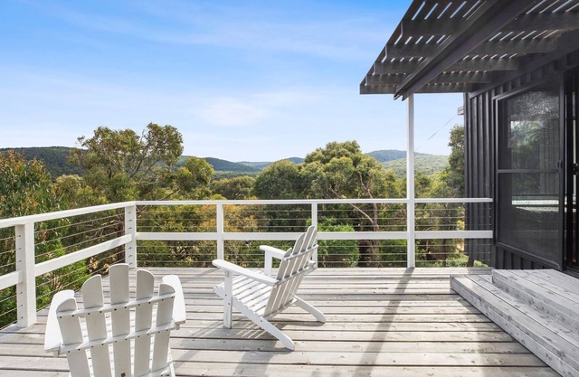 Moggs Magic, Moggs Creek