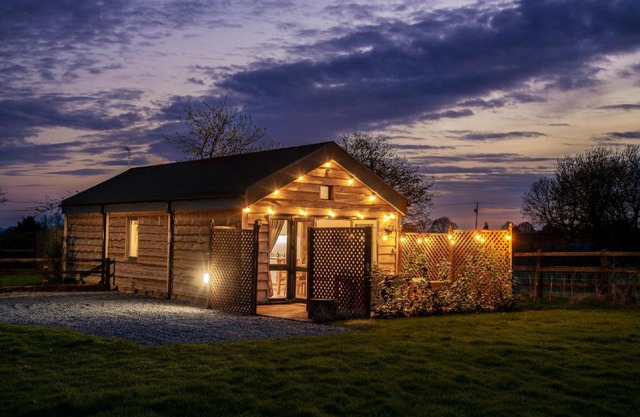 Montana Log Cabin - Ockeridge Rural Retreats