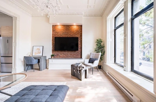 Montreal Styled 2 BR Apartment on St-Denis Street