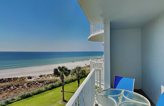 Moonspinner 415A | Stunning Gulf View with Community Pool!