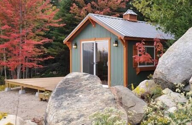 Moose Ridge Cabin on 240 Acres with Mountain Views