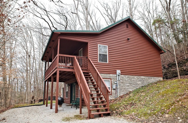 Morehead Cabin on the lake