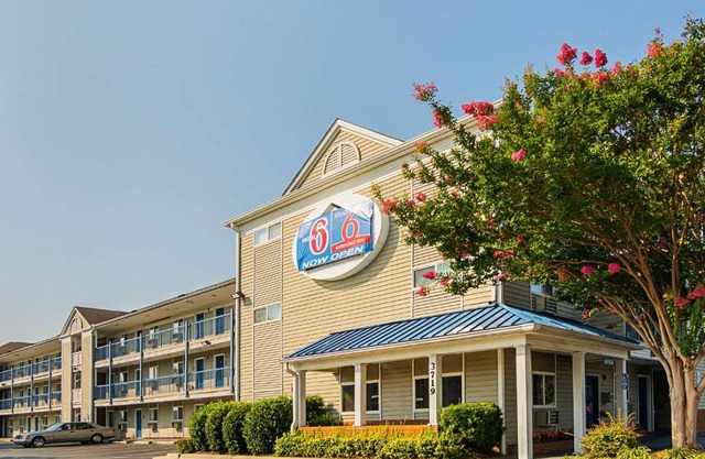 Motel 6-Fayetteville, NC - Fort Liberty Area