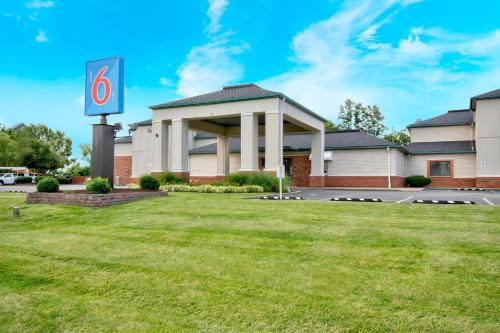 Motel 6 - Georgetown, KY - Lexington North
