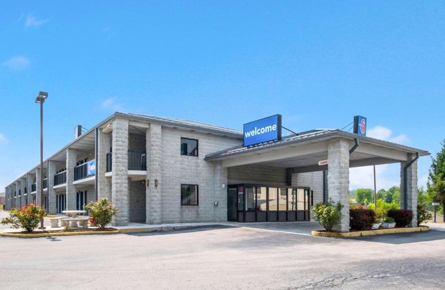 Motel 6-London, KY
