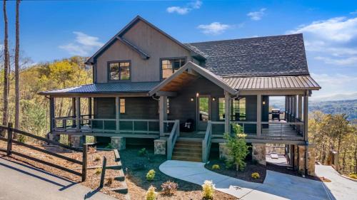 Mountain Air - Luxury Mountain View Cabin