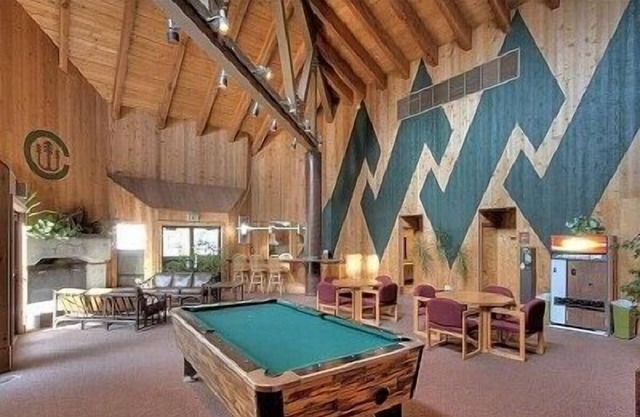 Mountain Dream: 2 BR, 2 BA Townhouse in Carnelian Bay, Sleeps 6