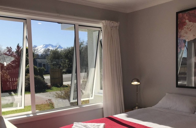 Mountain Magic - with an outdoor spa!