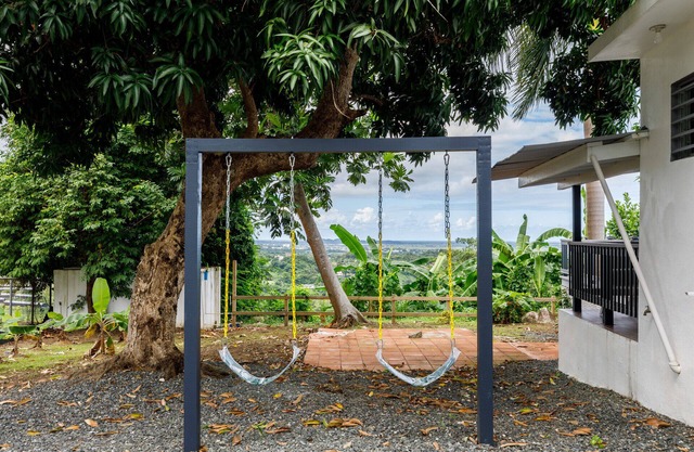 Mountain Retreat House with Pool in El Yunque