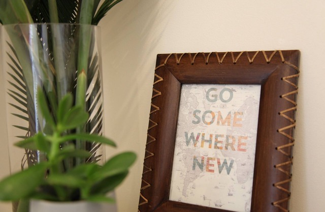 Moyyan on Raven - Home By the Sea