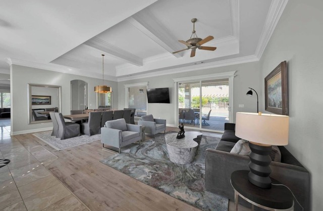 Multi-Family Estate Pool HT Gym Sauna Full Kitchen
