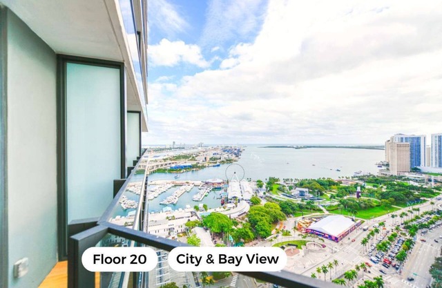 MVR Ultra-Lux Studio with Epic Water Views
