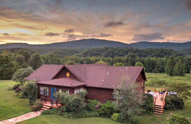 My Blue Heaven Cabin