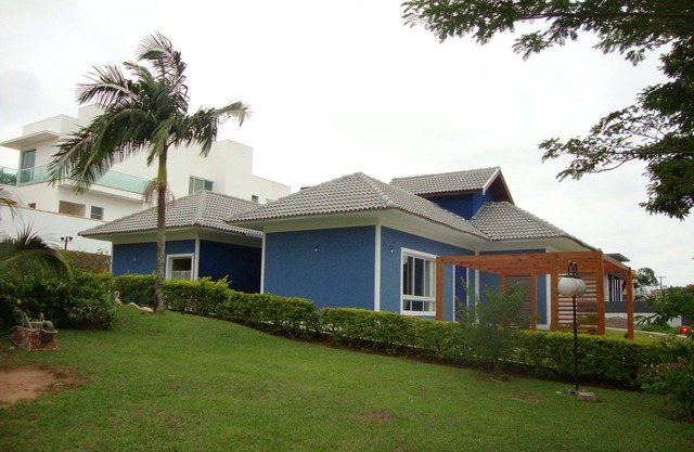 My little house Azul on the dam